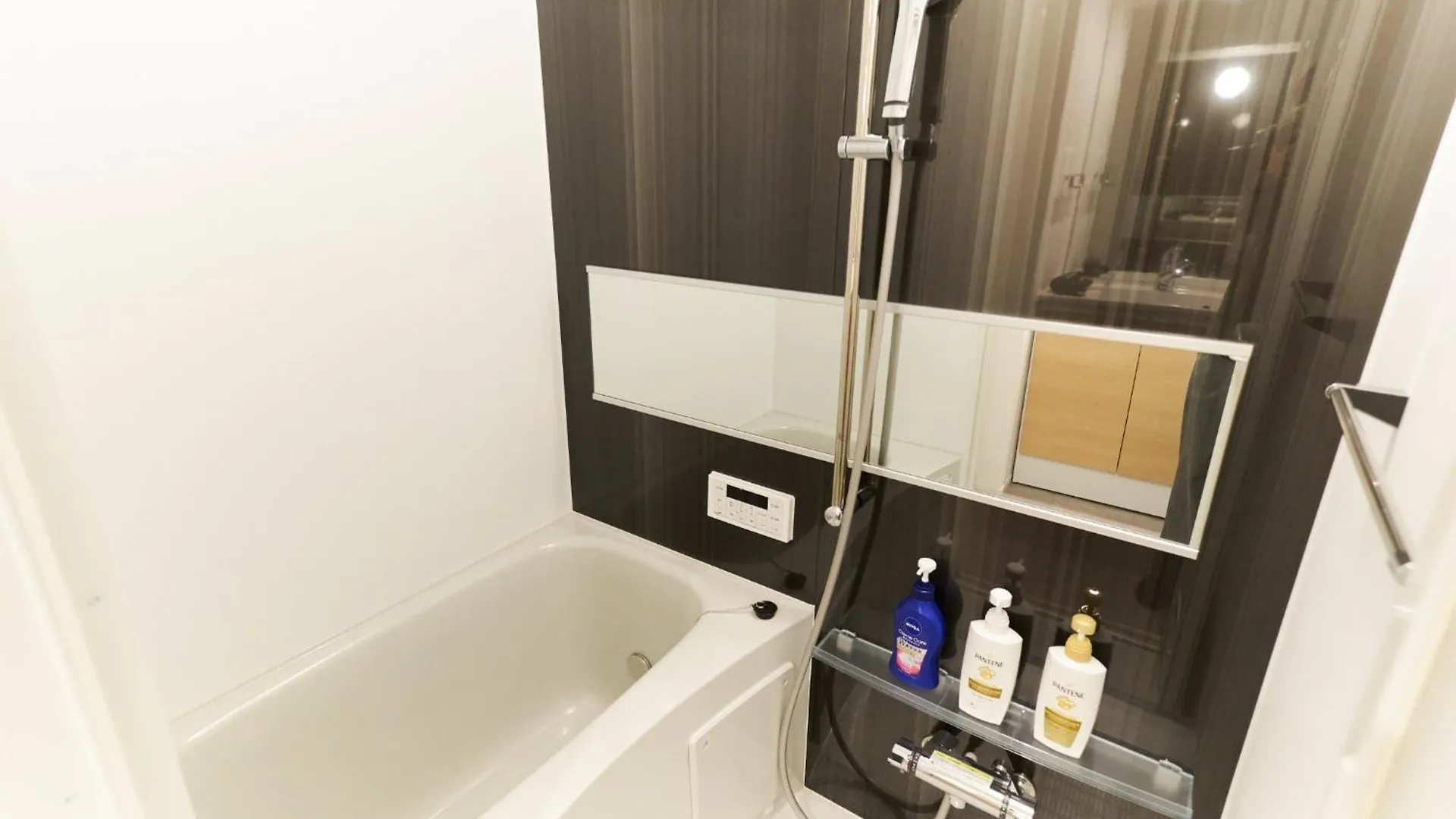 Apartment Frontier Comfort Kita-Ikebukuro - Vacation Stay 17232 Tokyo Japan